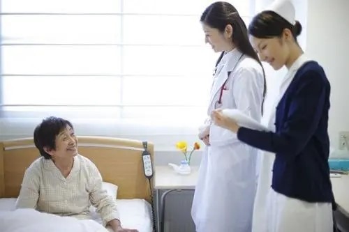 7月14日乳腺癌内分泌药要吃几年？平衡利弊才是重点3.jpg